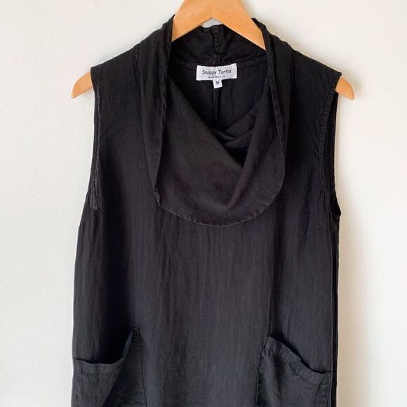 Snappy Turtle black sleeveless cowl necklace tunic - Picture 3 of 5
